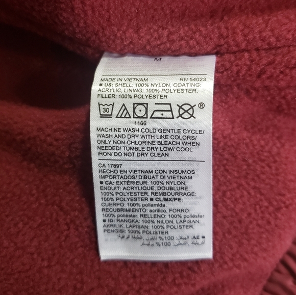 Old navy puffer vest women burgandy size M NWT - Picture 8 of 8